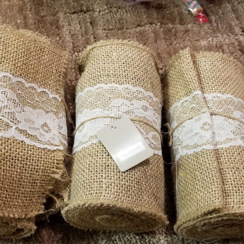 Burlap - Picture 3 of 5